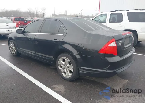 2011 Ford Fusion Se z USA, uszkodzony, nr VIN 3FAHP0HAXBR311925
